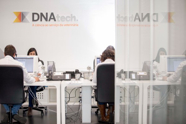 DNAtech Media Kit Photo